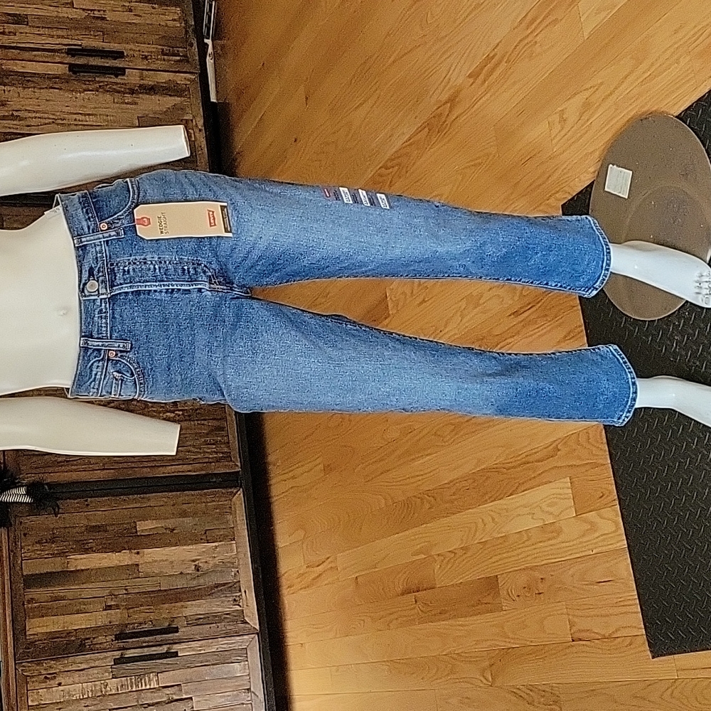 Levi's Wedgie Straight
